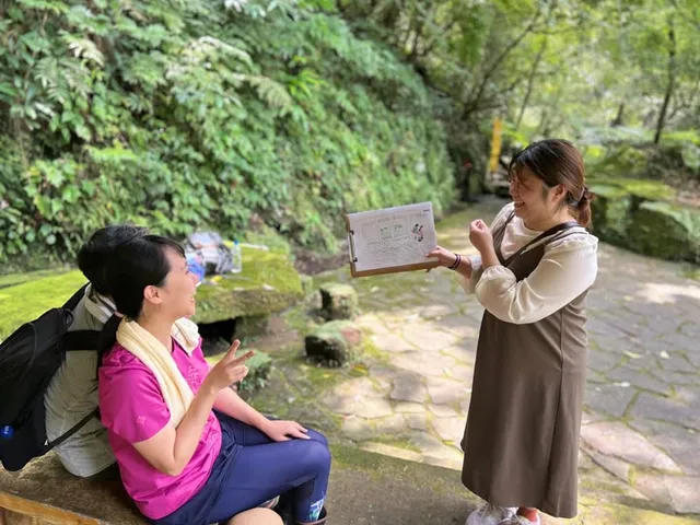 名為「妳們」的畫作｜森療活動的繪畫時光（第 2 張，共 3 張）