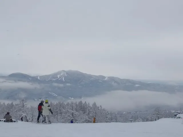 月光小米酒海外滑雪團｜赤倉溫泉滑雪與尾牙紅包決鬥（第 10 張，共 17 張）