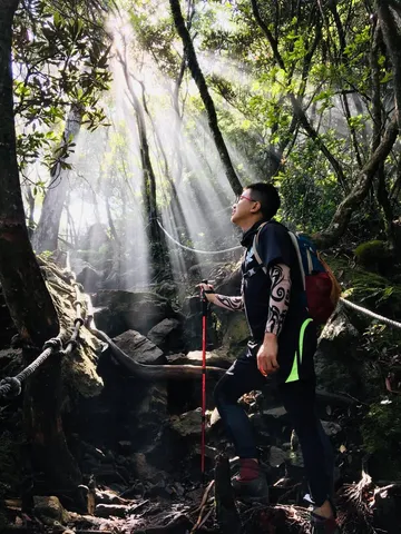 鳶嘴山｜置身於雲的那一刻（第 9 張，共 12 張）